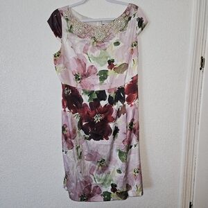 St. John Collection Petal Silk Dress Luxe Floral Print Beaded‎ Neckline Size 12